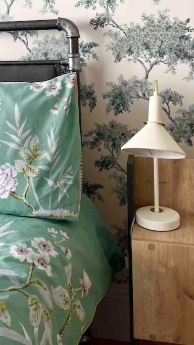 Spacious Semi-Detached Southsea House, Free Parking On Drive Portsmouth Eksteriør bilde